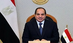 Sisi_signs_law.jpg