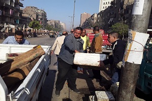 حملة مكبرة لرفع اشغالات سوق الخميس بالحي