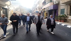 متابعة أعمال رصف وتطوير الشوارع بنطاق الحي 