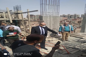 حي طره يتصدى للبناء المخالف بشوارعه