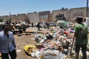 متابعة أعمال النظافة بالحي 