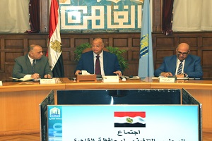 بعد التحرير اللواء خالد عبد العال يوجه التحية للمحافظ السابق1.jpg