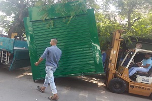 إزالة الأكشاك المخالفة بالحي
