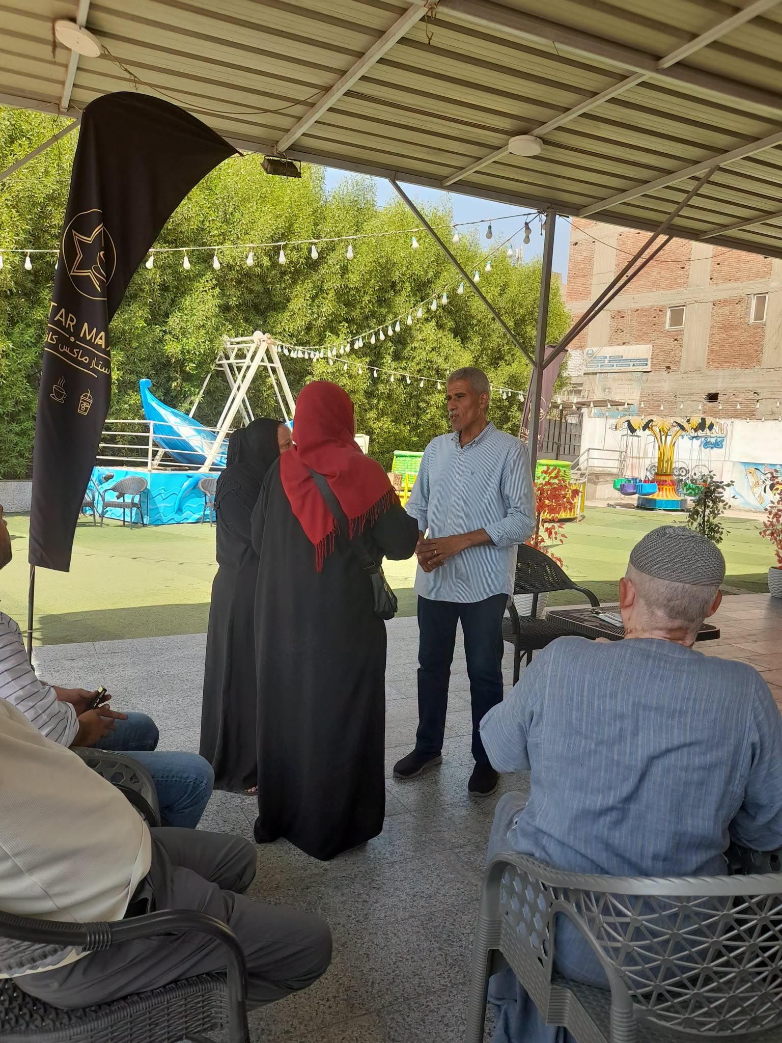 عقد اللقاء الإسبوعي مع المواطنين بحي دار السلام
