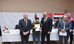 Labour Min. Cairo Gov. hand over 31 contracts to people of determination